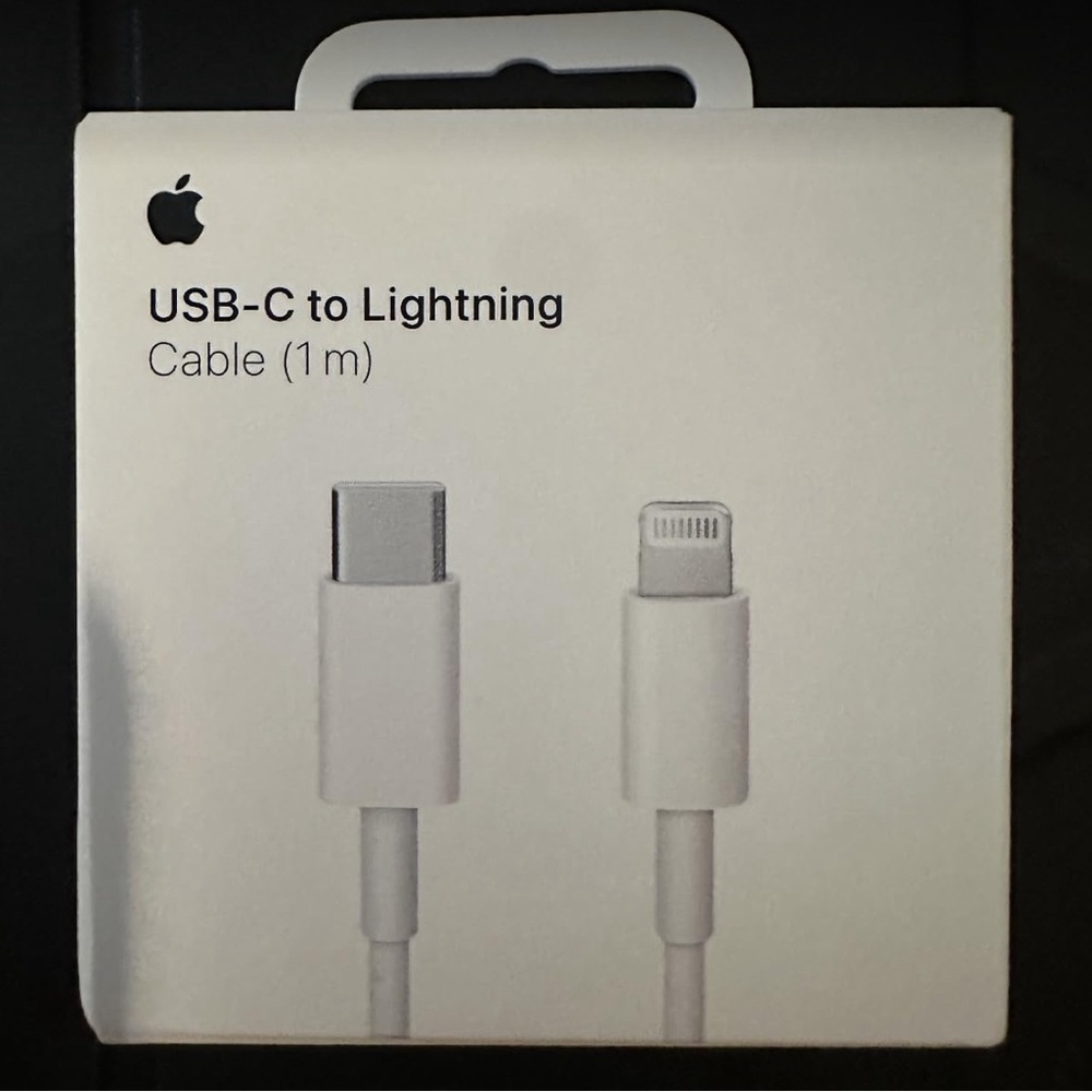 Apple USB-C to Lightning Cable (1 m)